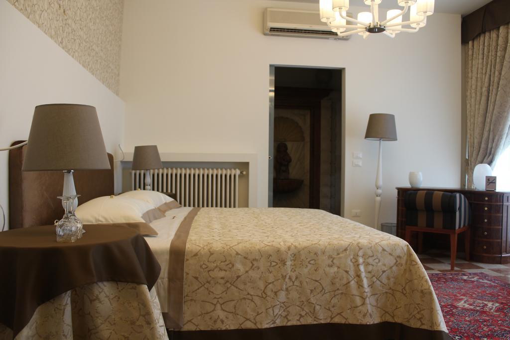 Domus Dotti V Guest House Treviso Exteriér fotografie