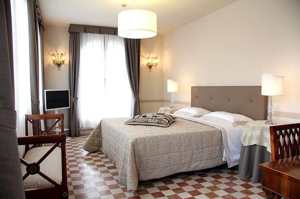 Domus Dotti V Guest House Treviso Exteriér fotografie